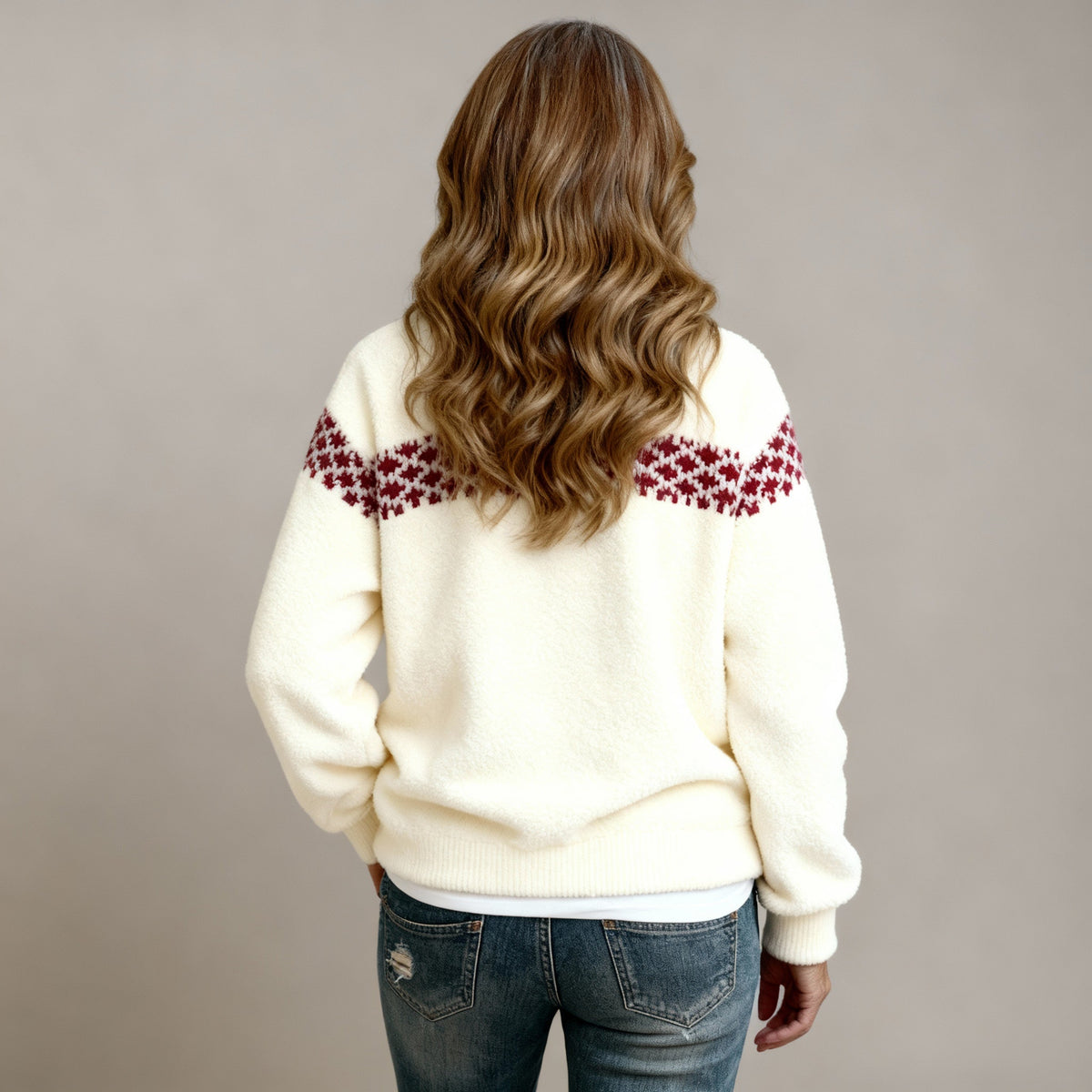 Poppy | Comfortable Flannel Sweater with Retro Christmas Animal Art for Women