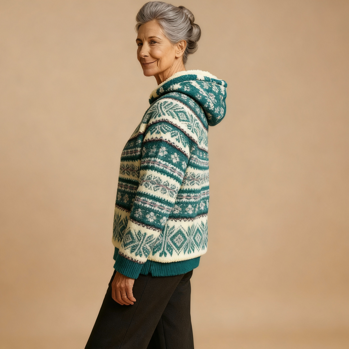 Nora | Timeless Hoodie